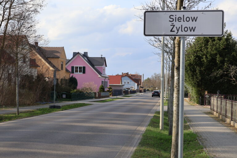 Ortsschild Sielow