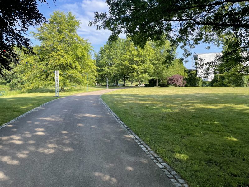 fc75760755680ae73e14a1a4fafe6e50600ea506fcfc48fd8cc96313eb11f77c.jpg#Spreeauenpark